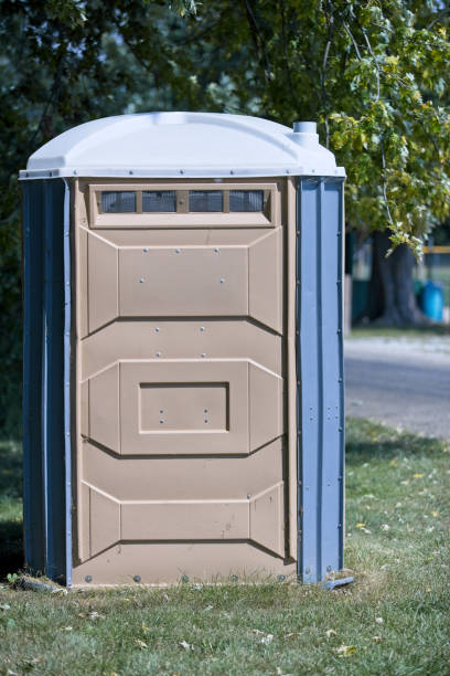 Best Portable restroom trailer rental  in Red Bank, NJ